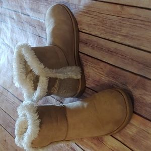 Calistoga Tan Boots w/ Glitter Backs - Size 5